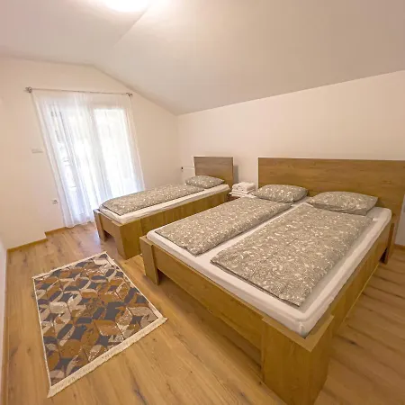 Daman Villa Bihac Exterior photo